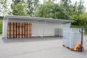 title="Warenüberdachung mit Anbaueinheit"